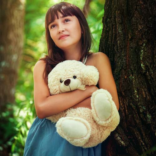 WhatsApp DP Image, A Cute Girl With Teddy Bear